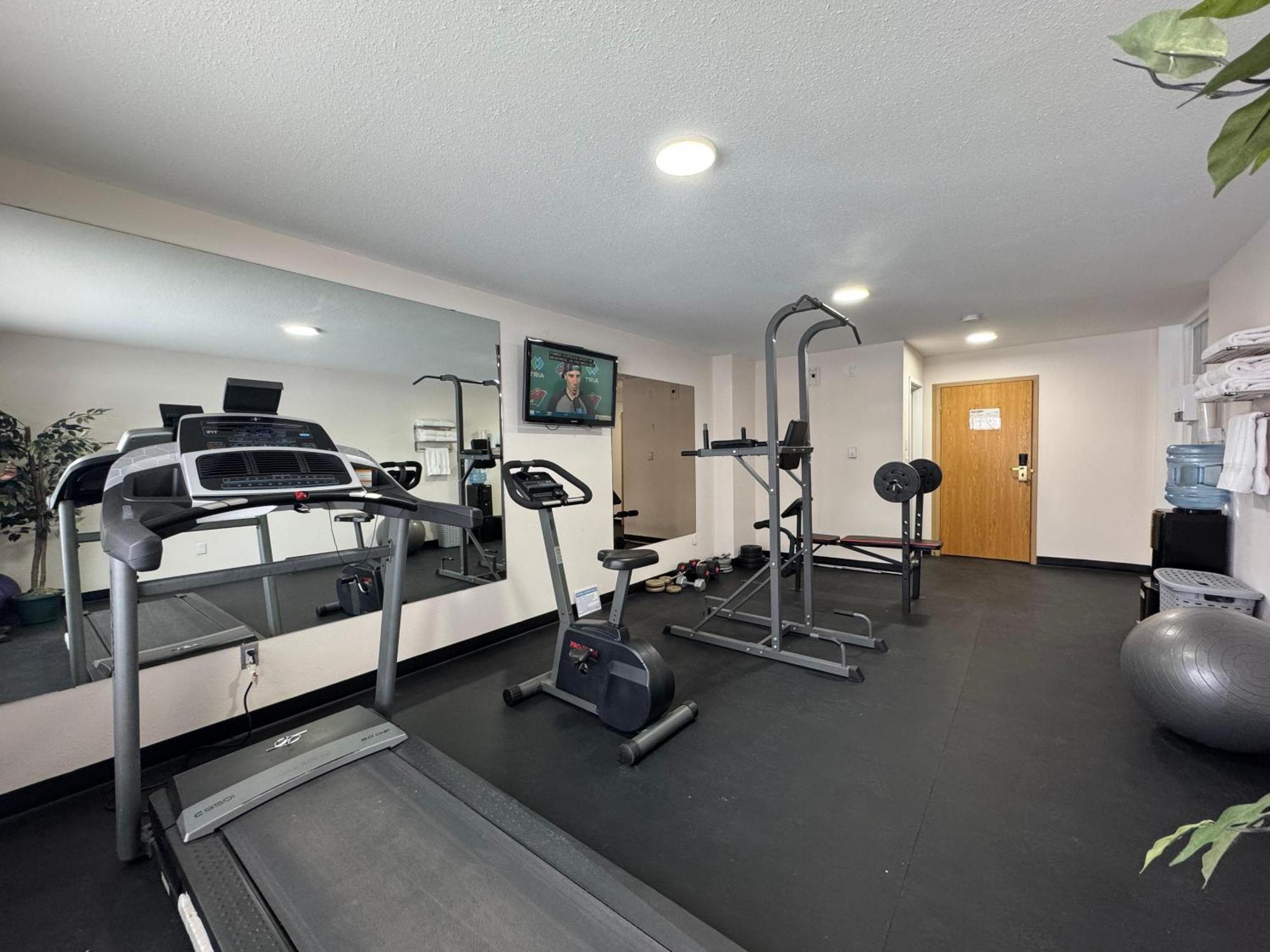 Howard Johnson By Wyndham Fort St. John Luaran gambar